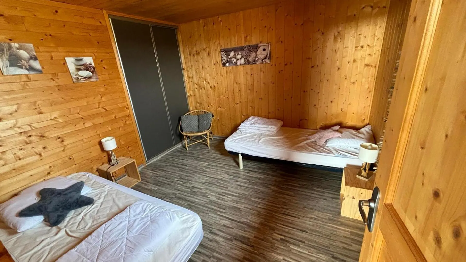 Chalet Des Gardettes, Belle Vue 1220M D'Altitude Montgreleix France