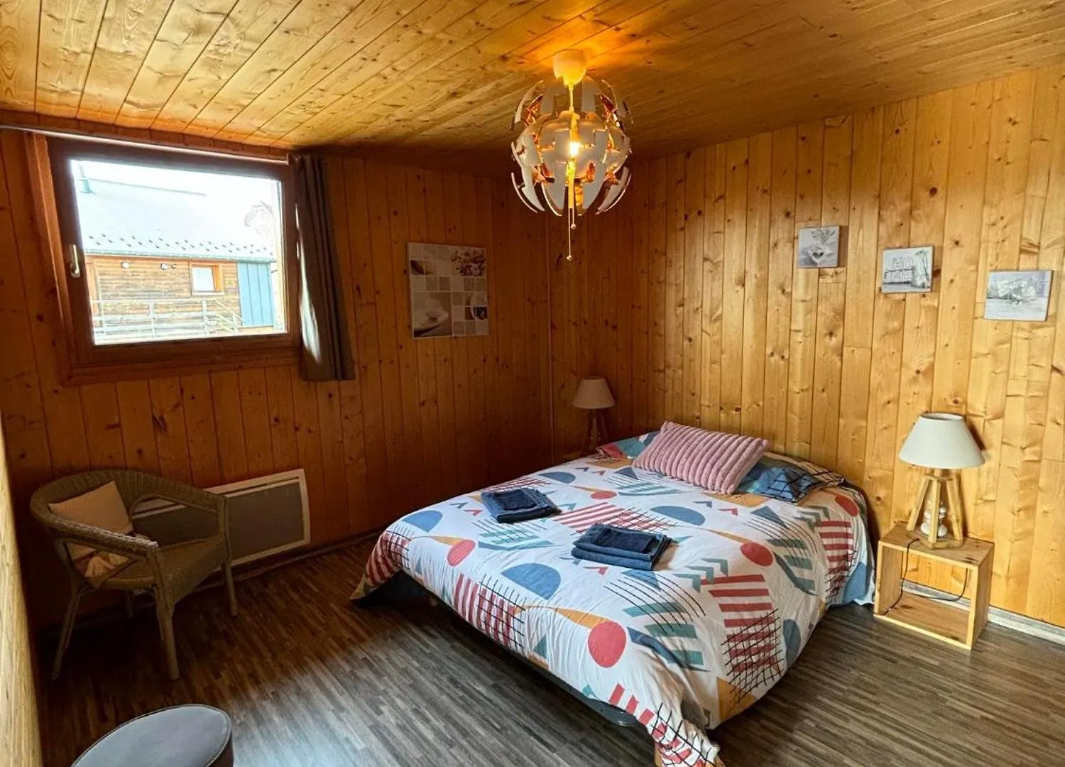 Chalet Des Gardettes, Belle Vue 1220M D'Altitude Montgreleix